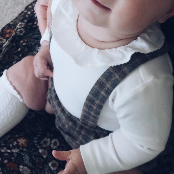 JANIE AND JACK Long Sleeve Bodysuit 3-6 months - Picture 4 of 5